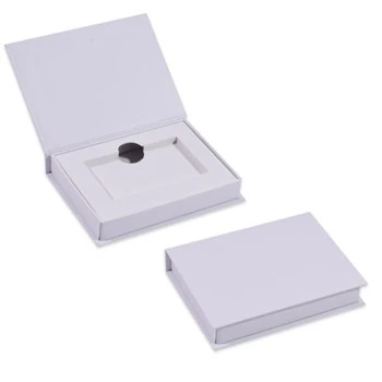 4 Boxes - White - Magnetic Gift Card Boxes - With Insert - Fits a Standard Gift Card