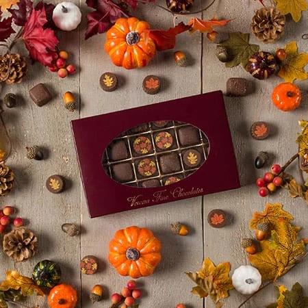 50 Covers - 1 lb. Candy-Chocolate Box Covers - Burgundy & Oval Window