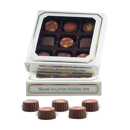 50 Boxes - 8 oz. Candy Box Covers - White/Gold Trim & Window - 5-3/4" x 5-3/4" x 1-1/8"