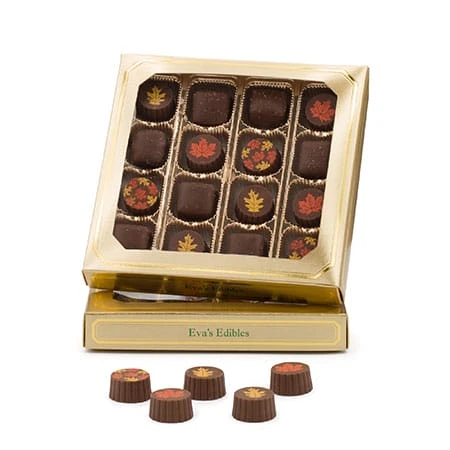 250 Covers - 16 oz. Candy Box Covers - Gold/Gold Trim & Window