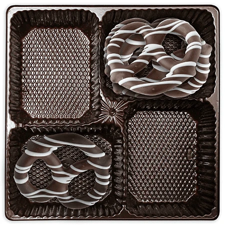 500 Deep Trays - 32 oz. Plastic Candy Trays - 4 Cavities - 7-7/16" x 7-7/16" x 1-15/16"