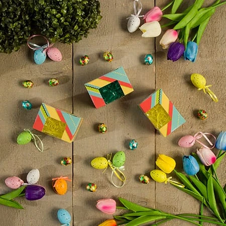 250 Boxes - 1/2 lb. Easter Stripe - Egg Boxes